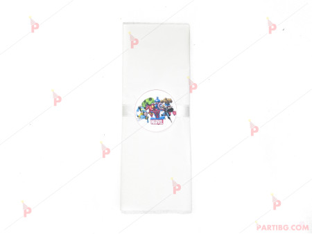 Салфетка едноцветна в бяло и тематичен декор Отмъстителите / Avengers