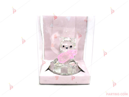 Стъклена фигурка меченце с розова бебешка бутилка