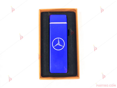 USB запалка в кутия с емблемата на "Мерцедес"