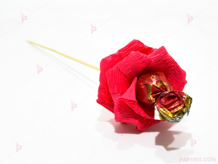 Ръчно изработена роза с бонбон (сладка роза) в червено