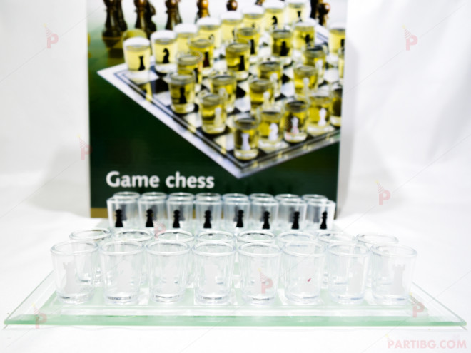 Стъклен шах "за напиване" | PARTIBG.COM