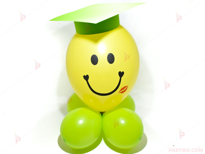 Весело човече от балони със зелена шапка за дипломиране | PARTIBG.COM