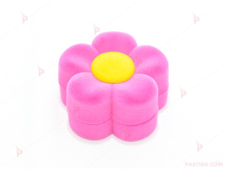 Подаръчна кутия за бижу от кадифе-цвете в розово