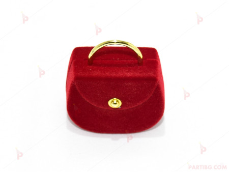 Подаръчна кутия за бижу от кадифе-малка чантичка в червено