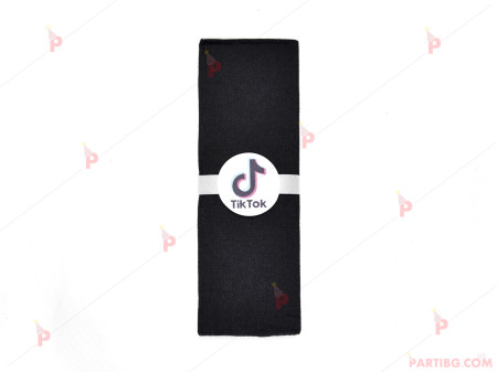 Салфетка едноцветна в черно и тематичен декор ТикТок / TikTok