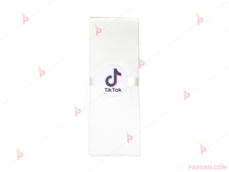 Салфетка едноцветна в бяло и тематичен декор Социални мрежи