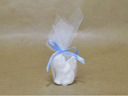 Подарък за гост - бяло керамично ангелче в синьо