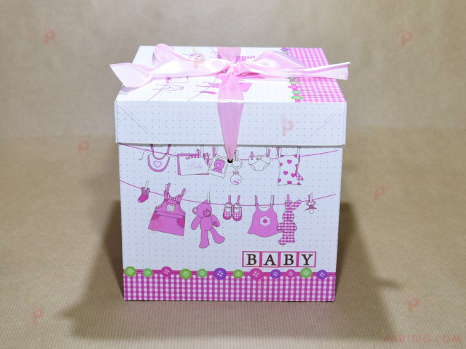 Подаръчна кутия в бяло с розов декор Baby - 15см | PARTIBG.COM