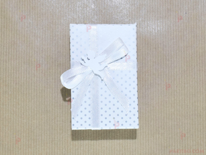 Кутийка за косичка/пъпче в бяло с ангелче