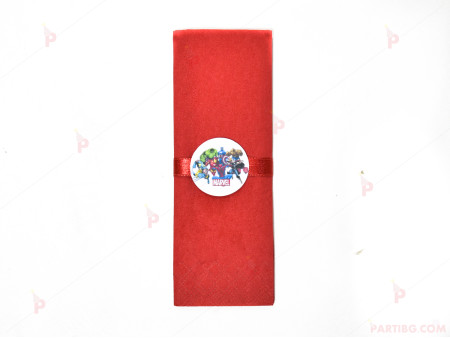 Салфетка едноцветна в червено и тематичен декор Отмъстителите / Avengers 