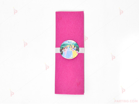 Салфетка едноцветна в циклама и тематичен декор Принцеси/ Princess 2