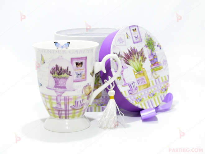 Чаша за чай в подаръчна кутия - бяла с лавандулки | PARTIBG.COM