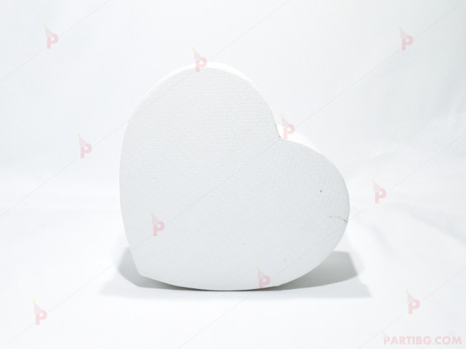 Кутия за подарък - сърце в бяло 3 | PARTIBG.COM