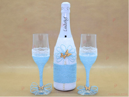 Комплект шампанско с две чаши с пеперуди