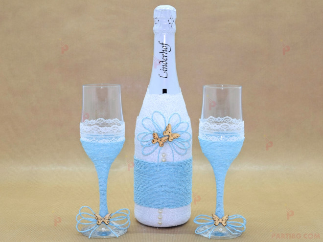 Комплект шампанско с две чаши с пеперуди