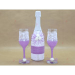 Комплект шампанско с две чаши в лилаво с рози