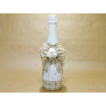 Шампанско с декорация от зебло и бели розички с перличка | PARTIBG.COM